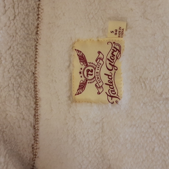 Jacket - Picture 3 of 5